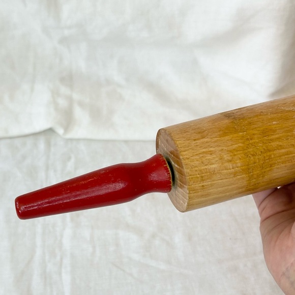Vintage Farmhouse Wooden Rolling Pin Red Painted Handles - Picture 7 of 10